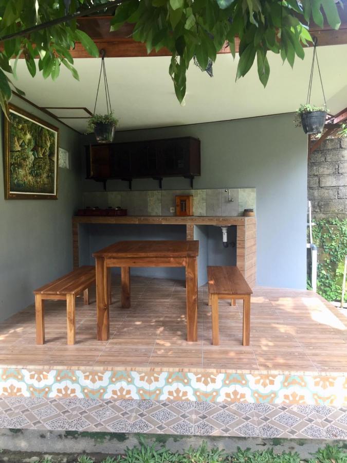 Mambat Raditya Homestay מראה חיצוני תמונה